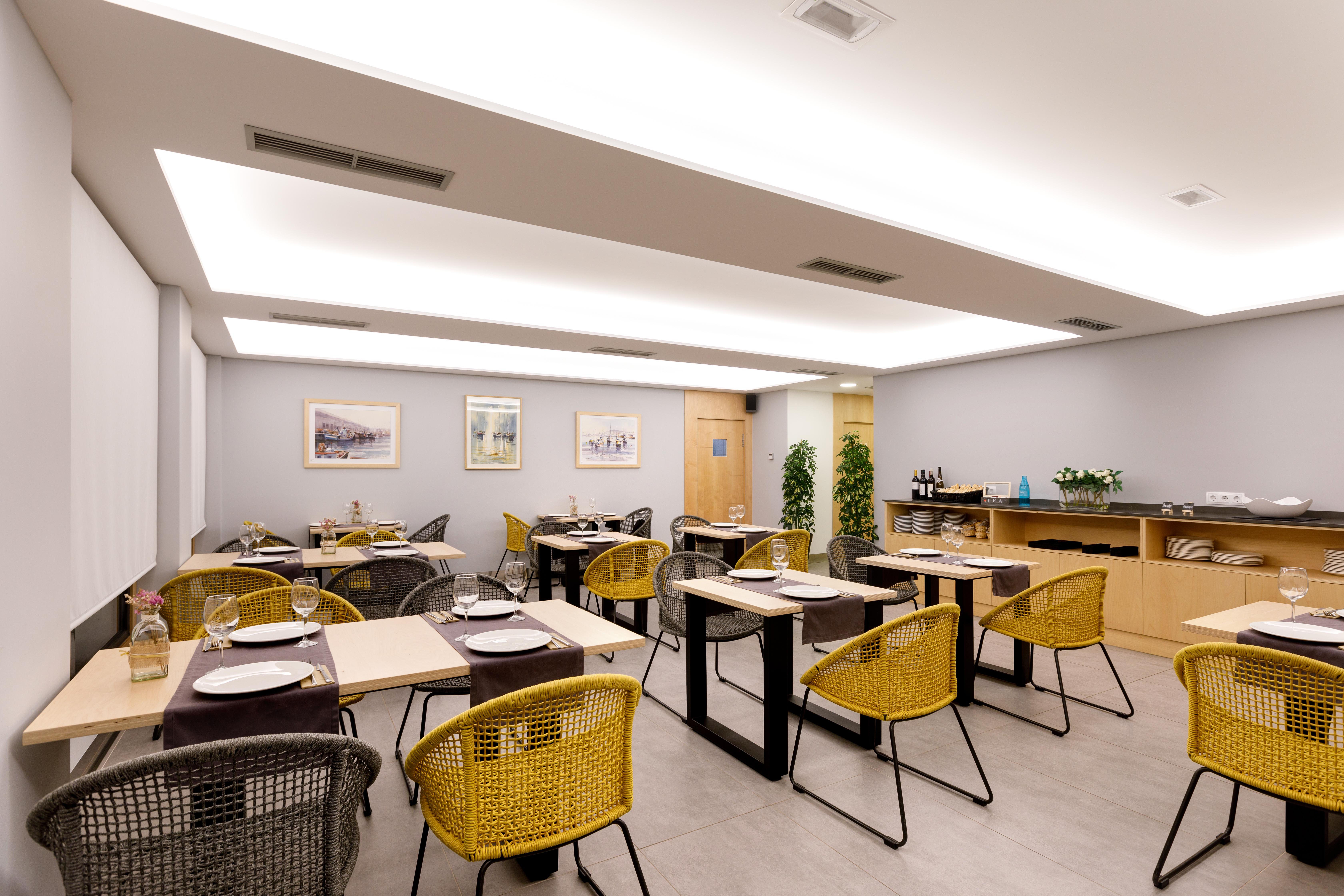 Hotel Val Convention Нигран Экстерьер фото