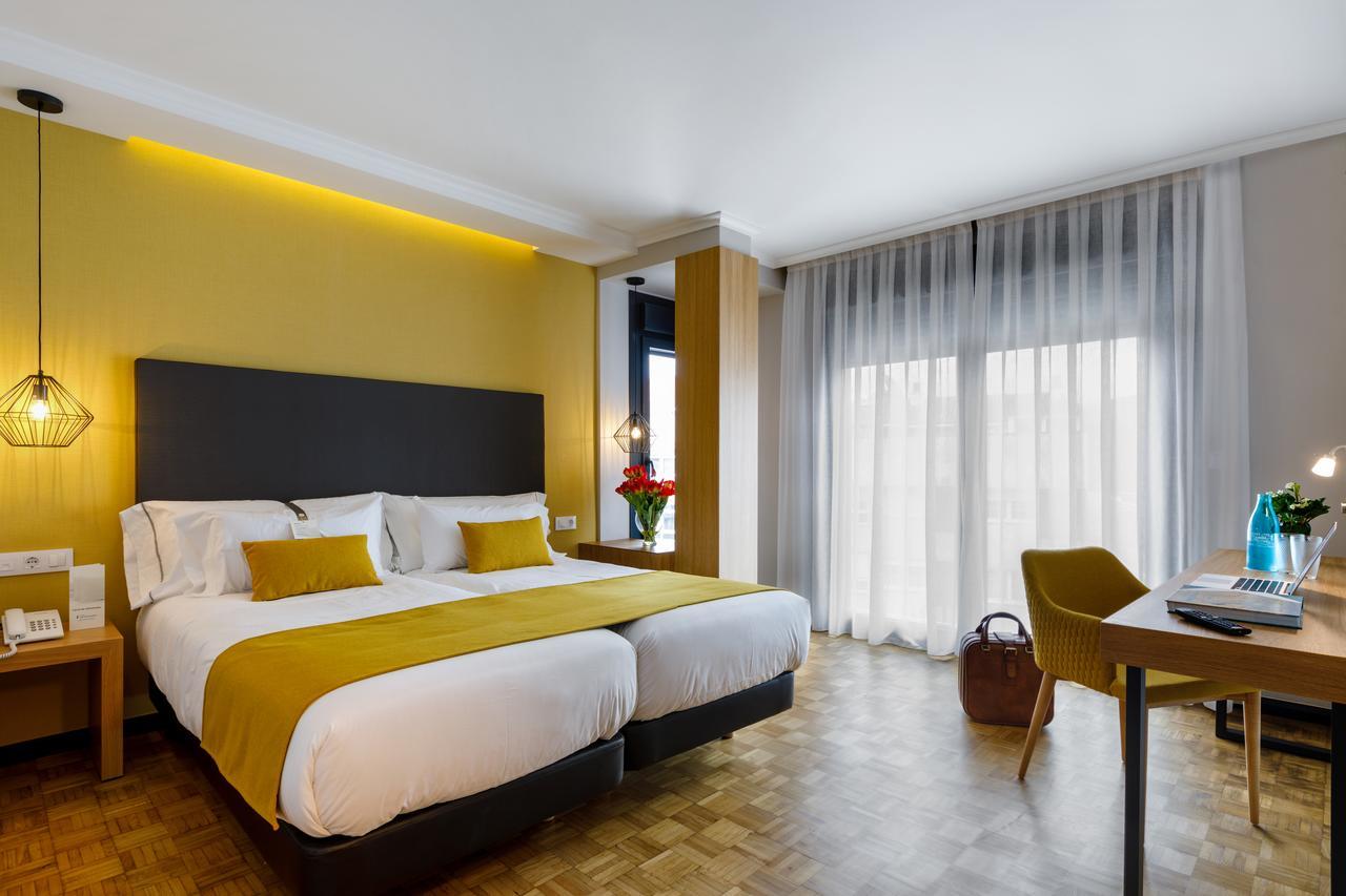 Hotel Val Convention Нигран Экстерьер фото